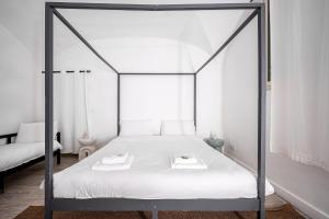 Stunning Loft Near Colosseum and Termini Station WiFi AC
