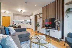 Cosy apartment, 10 min walk to New St, Sleeps 6
