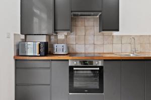 Cosy 2 Bed-5 Guests-Garden-Parking&WiFi