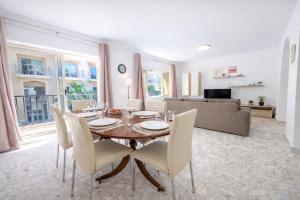 Spacious 3 bedroom Apartment in the Heart of St Julians