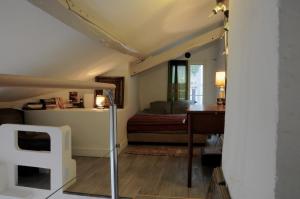 Typical Parisian Loft in Bastille