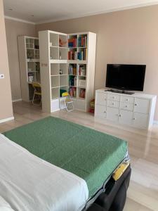 Isabella Apartments, Elegante, 100mq, 2 Bagni 2 Camere, fino a 6 Ospiti