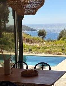 Villa Xalupi - Design-Villa mit Pool und Meerblick