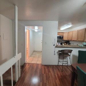 Resort-Style Condo with Pool, Balcony, Walk to U of A