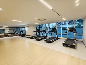Ciq Studio New Condo I Hot Selling I Netflix 2pax , Premium Design Studio