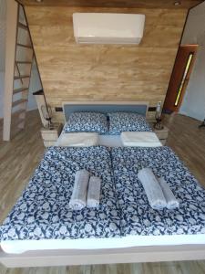 MB Glamp
