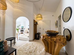 ISTMO by XUQ group
