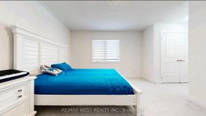 Large 4BR Home, quiet Area