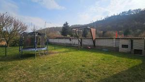 Modern house with heated pool, 20 minutes from the center of Prague