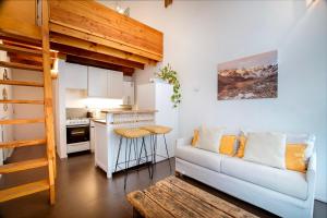 Moderno y Acogedor Depto con Deck & Vista al Lago