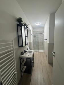 Gregory Suite