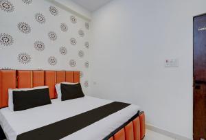 SPOT ON The Royal Inn