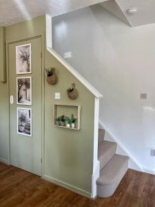 Little Olive - Beautiful 1 Bed House with Garden