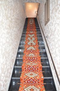 Residence 33 orange