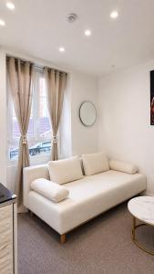 Cozy Apartment Paris 16th arrondissement Close to Eiffel Tower