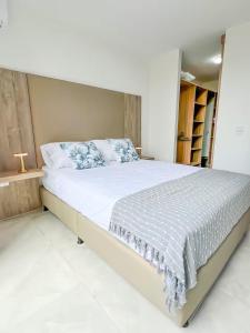 Moderno Apto 2 Habitaciones - con Aire y Ubicación Top