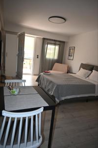 Ofrinio Central Apartments