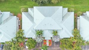 Spacious 1BR Loft Villa - Pool Golf - Doral Downtown