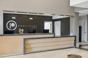Spacious 1BR Loft Villa - Pool Golf - Doral Downtown