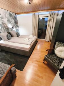 Ferienwohnung Burgperle Burghausen nahe weltlängster Burg zentral 24h Check in