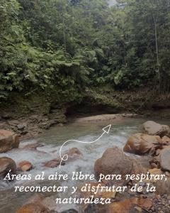 Hospedaje con acceso al rio y piscina en finca la fortuna con piscina, amplias zonas sociales y verdes