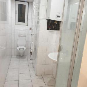 Wohngemeinschaft mit Privatzimmern