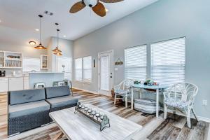 Salty Sandpiper home