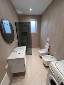 Aron apartments
