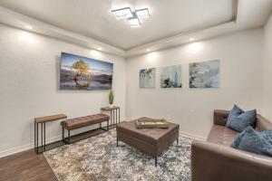 Oaks Beautiful Contemporary Suite #09