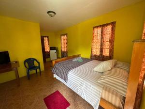 Tanias Guest House