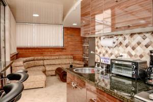 108 Lovely 2 bedroom apartment near park poblado