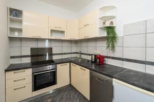 Aquarius Sea View Apartment