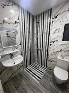 Villa neuve et moderne avec piscine