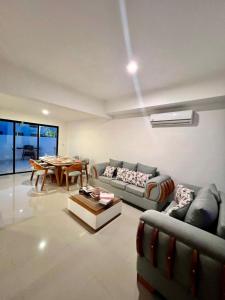 Summer House Parking AC Wi-Fi Jacuzzi in Punta Cana