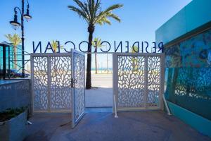 Modern apartment 50 m from the beach
