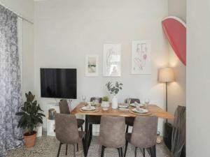Maisonette with Beautiful Terrace
