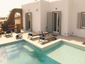 Kalafatis Stay with Private Pool
