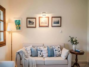 Preveza Stay near the Harbor