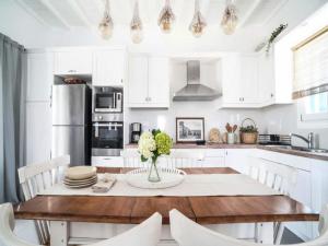 Panormos Stay for Seven Guests