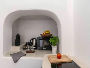 Fira Home with Rooftop Hot Tub