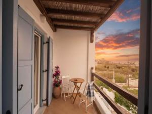 3-Bed Home in Ano Mera