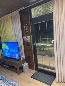 Umm Aljulud Cottages 01