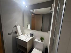 Estudio moderno a pasos del Movistar Arena