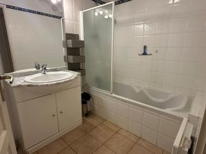 Appartement avec clim et parking - 4 pers. - FR-1-309-569