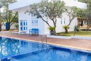 Blue Kite Retreat