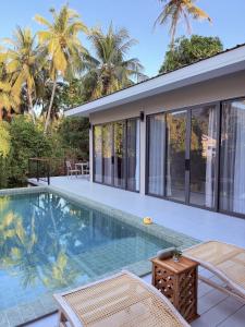 Velora Private Pool Villa - Spacious 3BR, Walk to Hin Kong Beach