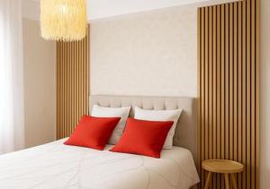Entire Apt with Pool, Steps from Jardin Majorelle, Free Parking & WiFi