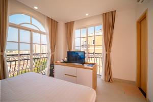 Sunset Story Hotel