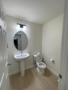 New and nice bedroom in Riverview C