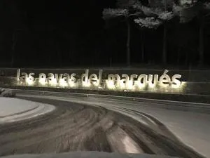 Tres Cruces Apartment - Navas de San Antonio